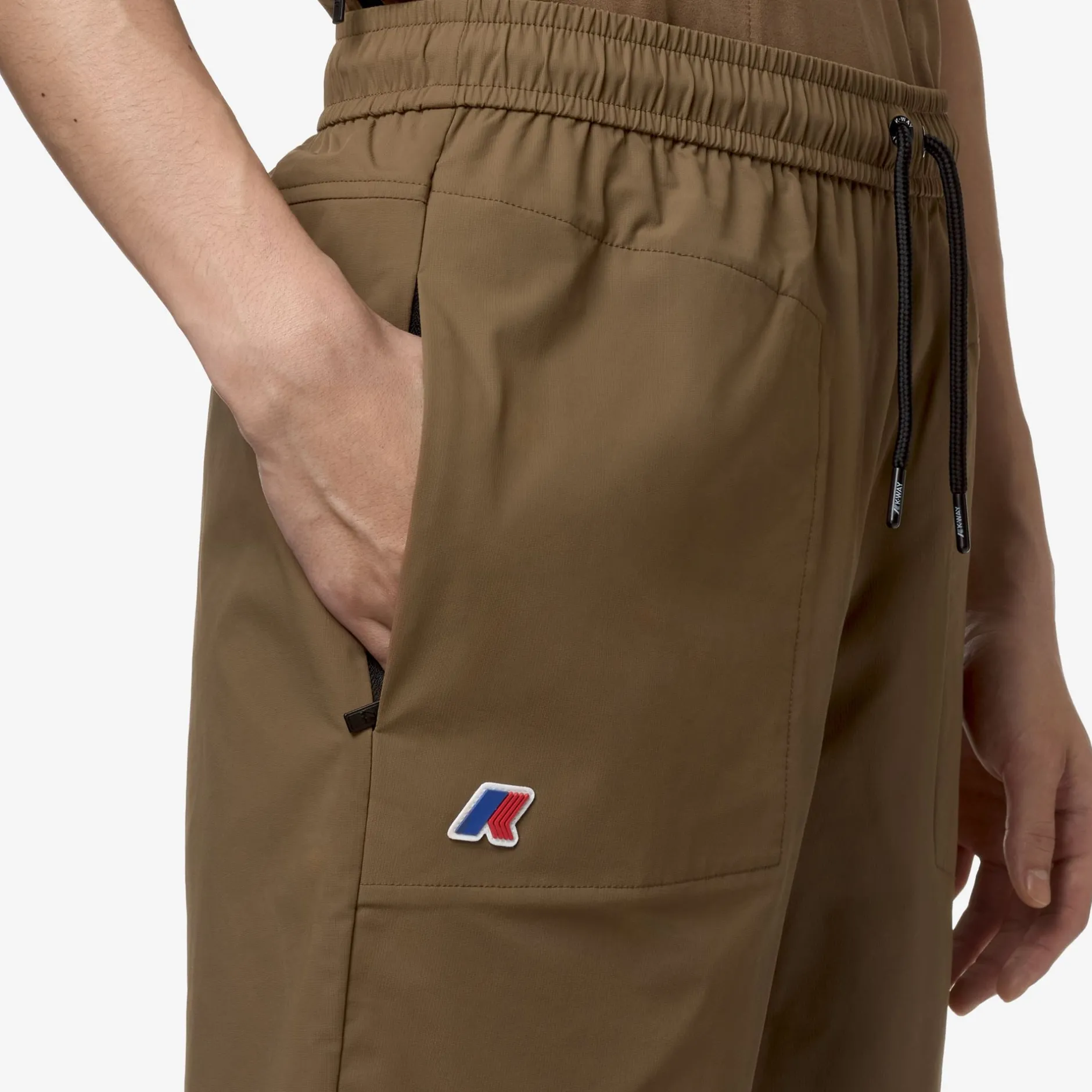 NESTY TRAVEL^K-Way Outlet